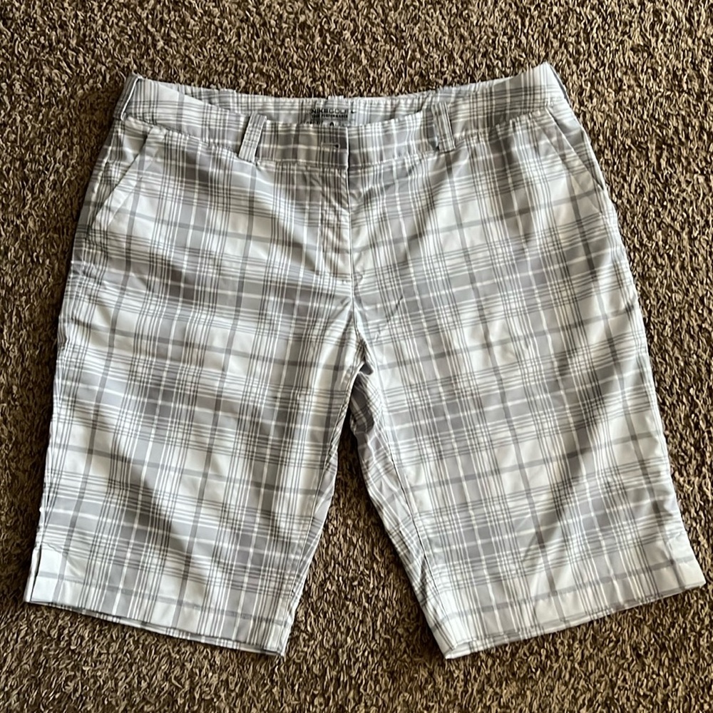 Women’s Nike Golf Shorts Dri-Fit